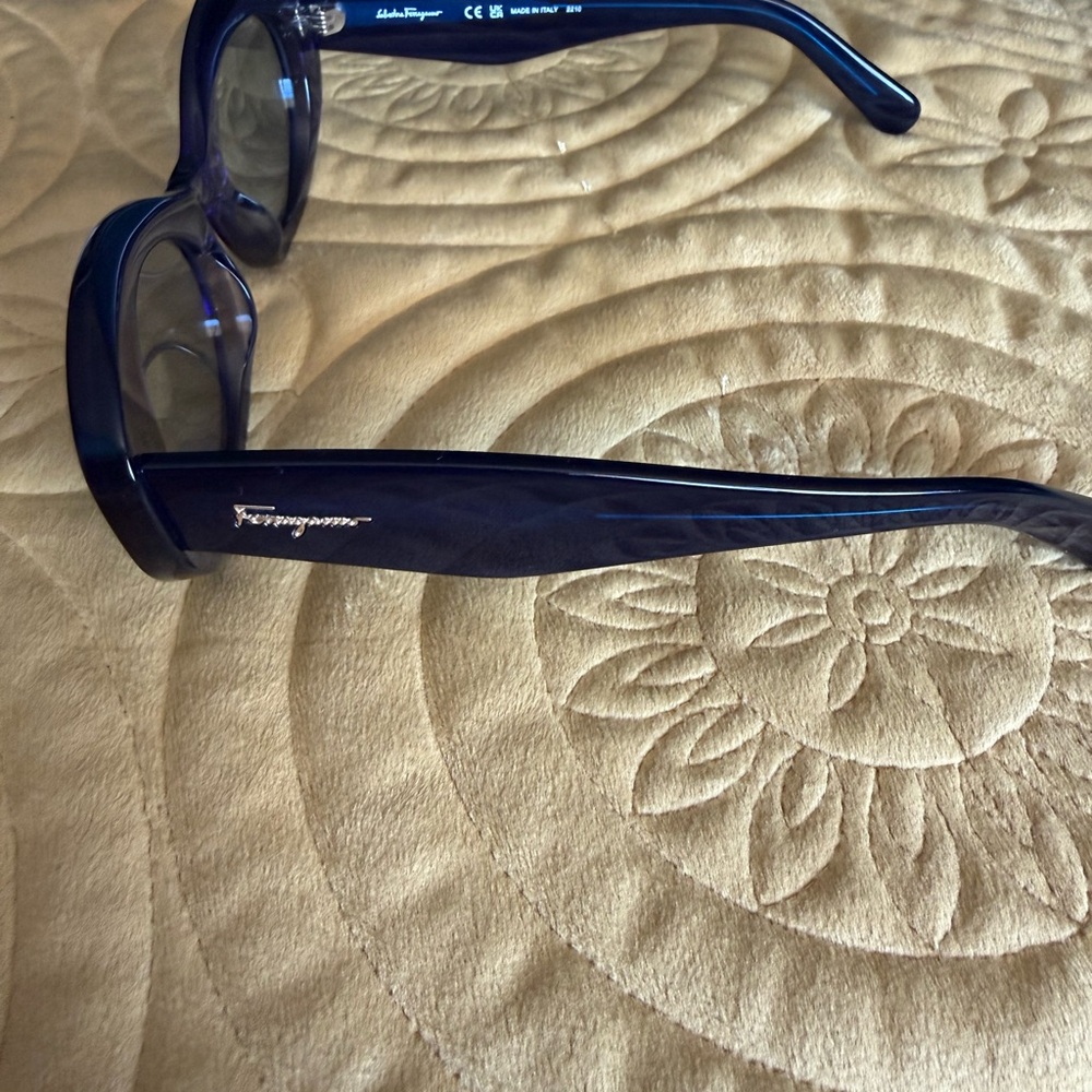 Salvatore Ferragamo Women's Dark Blue Oval Acetate Sunglasses - Picture 8 of 10